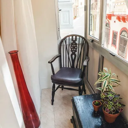 Three Cities Townhouse Apartment